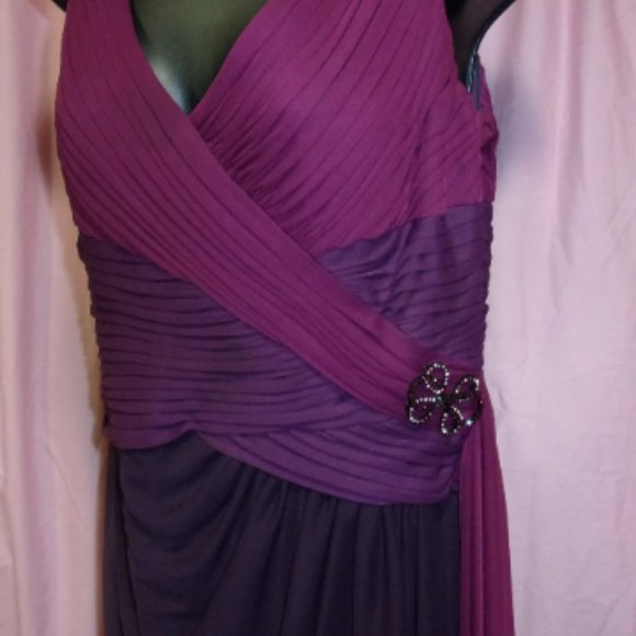 Alex Evening Prom Dress Grape Purple Ombre Colors NWOT Size 8 - Picture 1 of 5